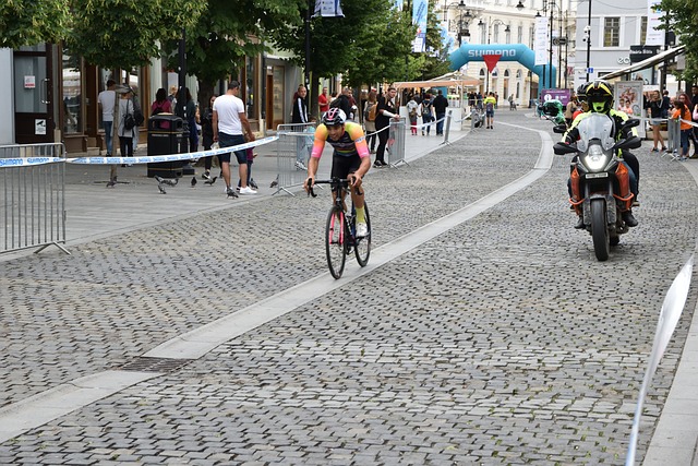 得以扩大研 得以扩大研